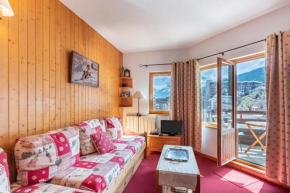 BRIGHT Cocoon with BALCONY and view on the Valley